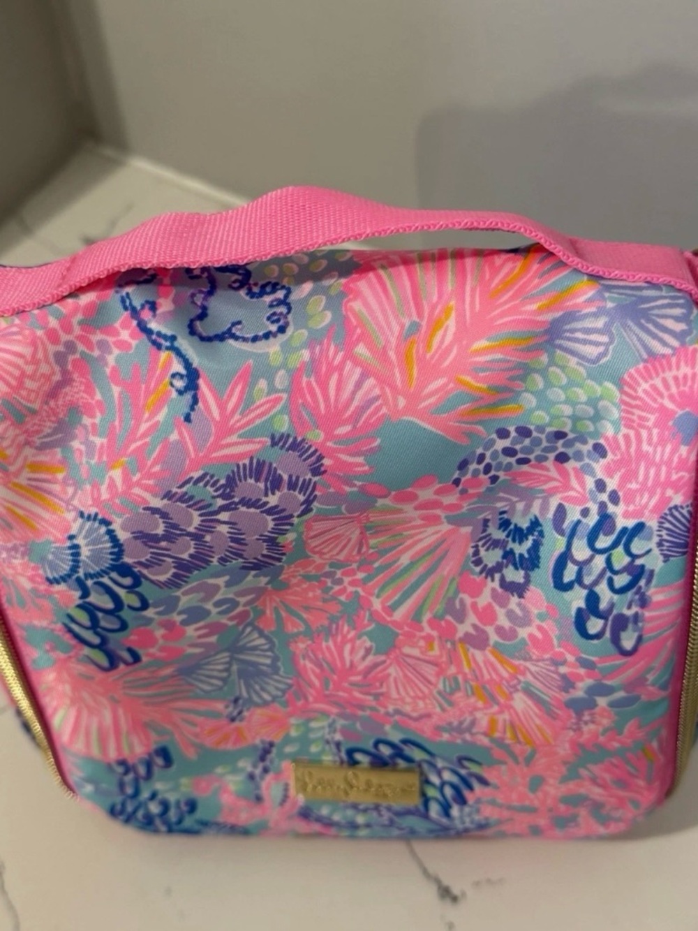 Lilly Pulitzer Travel Case Bag "Splendor In The Sand" 5 Containers Included; NEW - Picture 4 of 5
